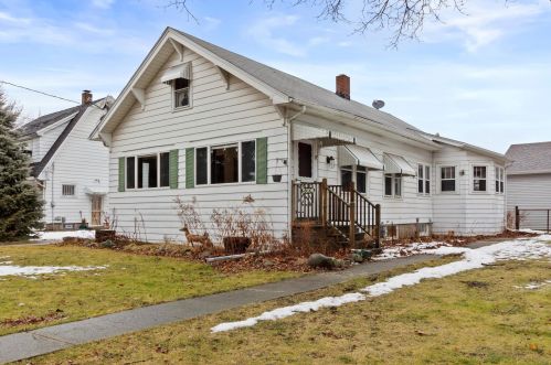 5306 73rd St, Kenosha WI  53142-3667 exterior