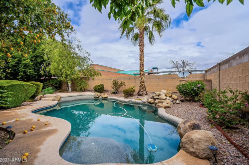 5330 Angela Dr, Scottsdale AZ 85254-6409 exterior