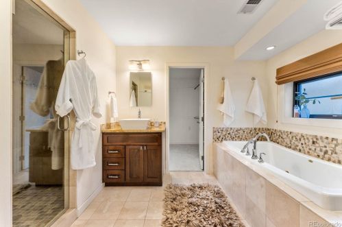 422 Cook St, Denver CO  80206-4425 exterior