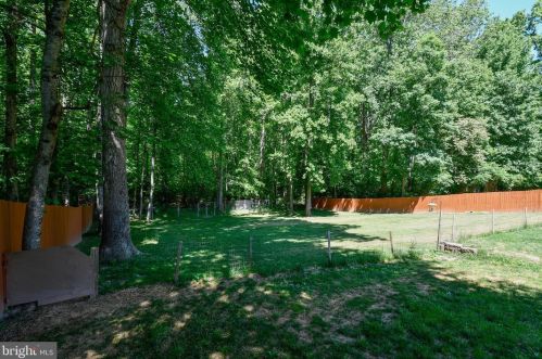 5906 Stanfield Rd, Spotsylvania VA  22551-2824 exterior