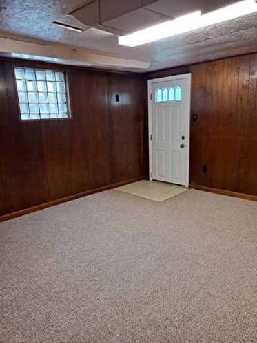 311 7th St, Jeannette PA  15644-1707 exterior