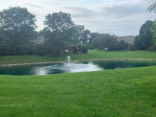 2239 Feather Ln, Marion, OH 43302-8266