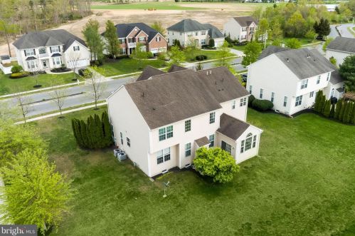 7 Westbury Dr, Berlin Boro NJ  08009-9681 exterior