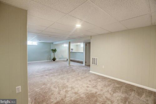 4711 Courtland St, Camp Hill PA  17011-4025 exterior