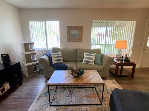 4899 Sable Pine Cir, West Palm Beach, FL 33417-2781