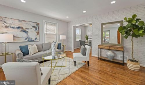 235 Oglethorpe St, Washington, DC 20011-1611