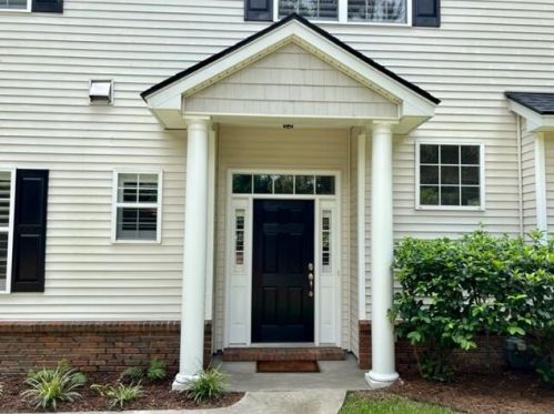 2500 Draymohr Ct, Mount Pleasant SC  29466-7110 exterior