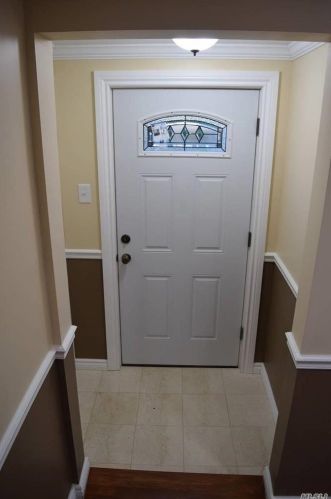 95 Greene Ave, North Lindenhurst, NY 11757-4154