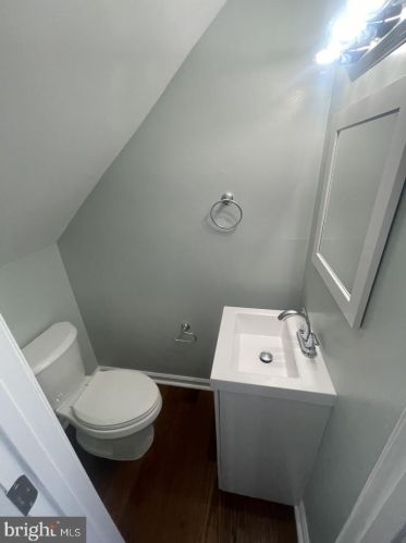 606 Denton Cir, Fredericksburg VA  22401-2704 exterior