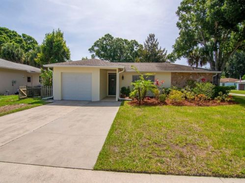 510 26th Ct, Vero Beach, FL 32962-1308
