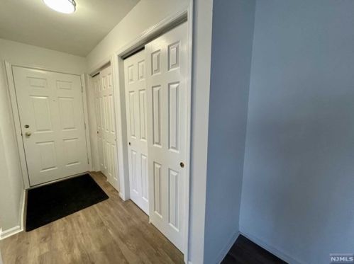 3507 Whittier Ct, Mahwah NJ  07430-2316 exterior