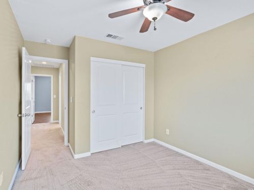 2312 Newcastle Dr, Vacaville CA  95687-8252 exterior