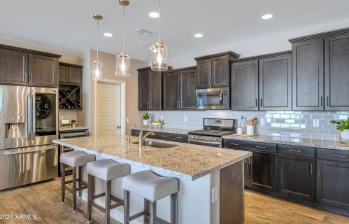 2369 Riley Rd, Buckeye, AZ 85396-1618
