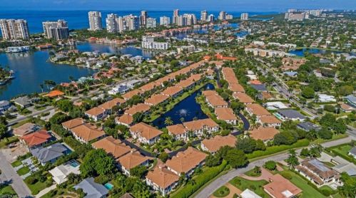 161 Colonade Cir, Naples FL  34103-8720 exterior