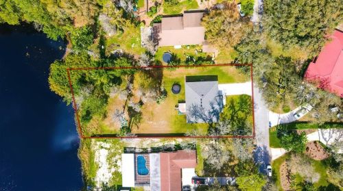 918 Rawlings Cir, Lutz, FL 33549-5434