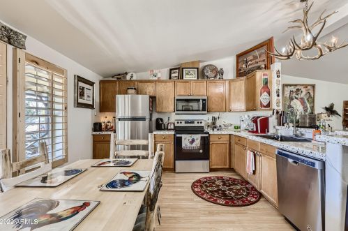 34114 14th St, Phoenix AZ 85085-9294 exterior