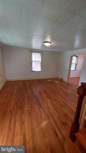 420 Orange St, Washington, DC 20032-1622