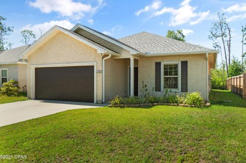 1221 26th St, Lynn Haven FL  32444-5341 exterior