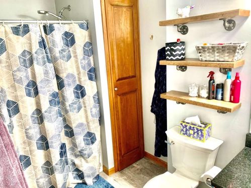 3373 Heaven Dr, Green Bay WI  54311-8906 exterior