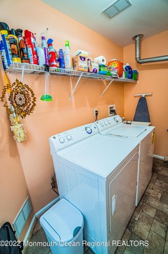 36 Winding River Rd, Lakewood NJ  08701-5733 exterior