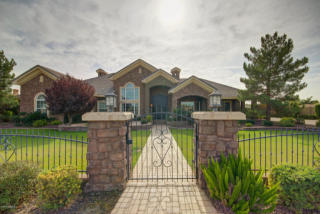 2161 Coconino Dr, Gilbert, AZ 85298-6132