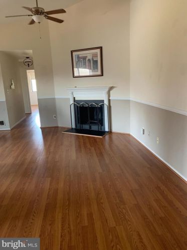 632 Woodmill Dr, East Windsor NJ  08512-2513 exterior