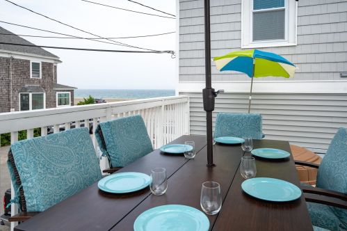 799 Ocean Blvd, Hampton NH  03842-4307 exterior