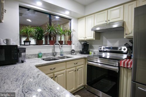 350 Pine Valley Rd, Dover DE  19904-7113 exterior