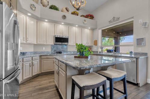 6435 Everett Dr, Scottsdale AZ  85254-2626 exterior
