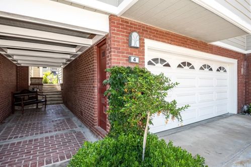 4 Bermuda Ct, Manhattan Beach CA  90266-7240 exterior