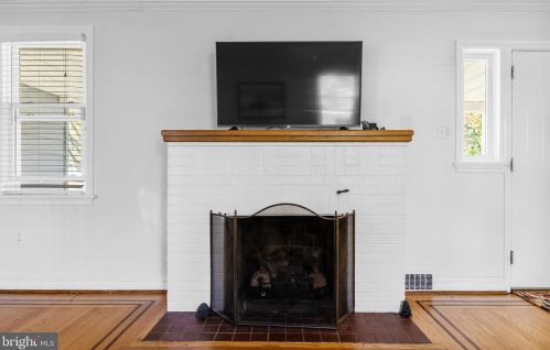 315 Maple Ave, Camden NJ  08109-2698 exterior