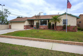 15727 Pescados Dr, La Mirada, CA 90638-4932