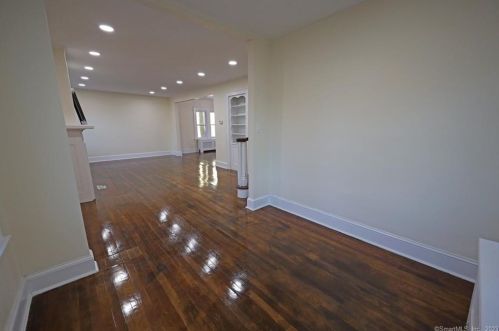 26 Hampton St, New Britain CT  06053-3210 exterior