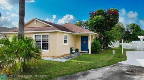 10100 Boynton Place Cir, Boynton Beach, FL 33437-2612