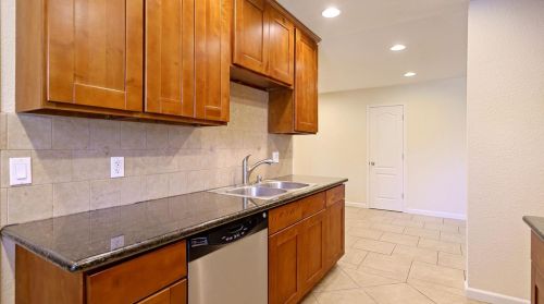 209 Prospect St, Ripon CA  95366-2018 exterior