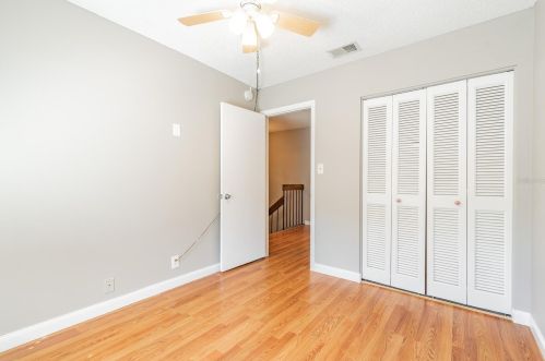 14677 Pine Glen Cir, Lutz FL  33559-3289 exterior