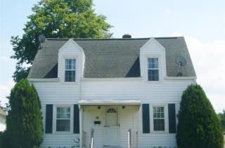 18 Ross St, Troy, OH 45373-4041