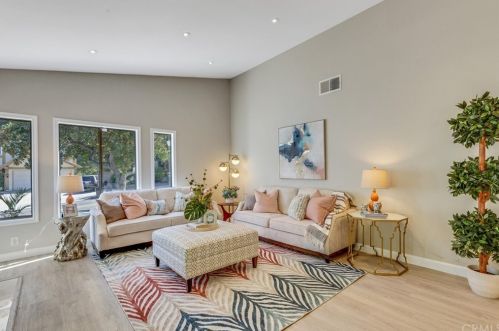 924 Avenida Loma Vis, San Dimas CA  91773-4067 exterior