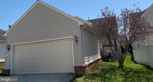 2488 Port Potomac Ave, Woodbridge VA  22191-3069 exterior