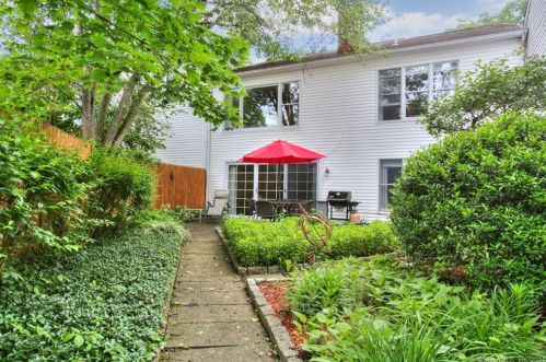 109 Forest St, New Canaan CT  06840-4708 exterior