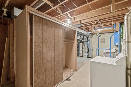 3800 Pierce St, Minneapolis MN  55421-4021 exterior