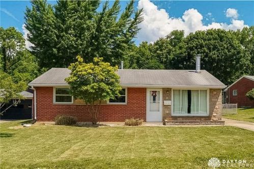 1129 Dayket Cir, Miamisburg, OH 45342-1917