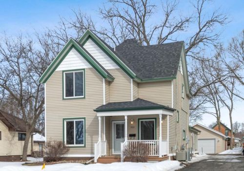 505 2nd St, New Johannesburg WI  54017-2005 exterior