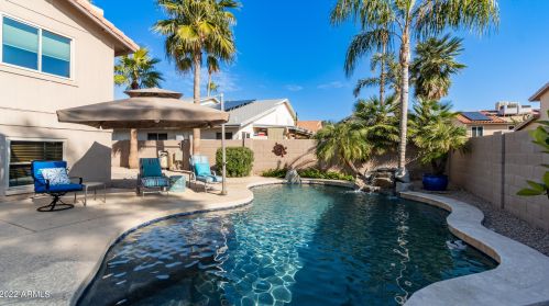 4019 Park View Ln, Glendale, AZ 85310-3249