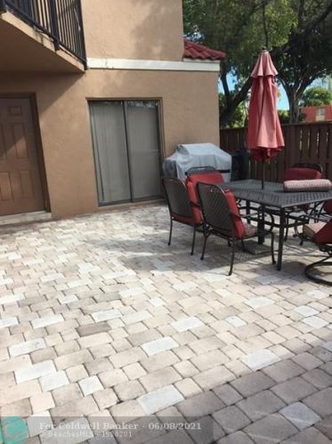 8189 Thames Blvd, Boca Raton, FL 33433-8364