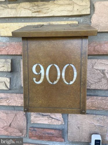 900 Madison St, Washington, DC 20011-8213