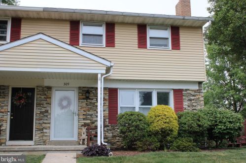 309 Grant Ave, Dauberville, PA 19533-9577