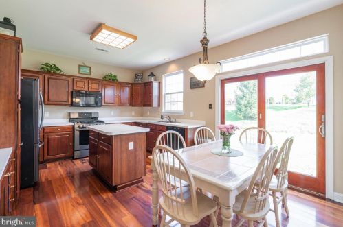 511 Andalusian Rd, Collegeville PA  19473-1882 exterior