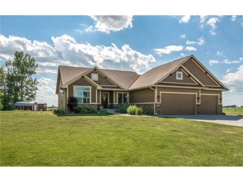 8424 56th St, Bondurant, IA 50035-1377