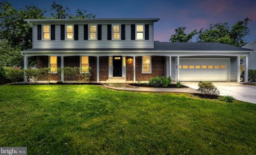 1538 Coat Ridge Rd, Herndon, VA 20170-2728